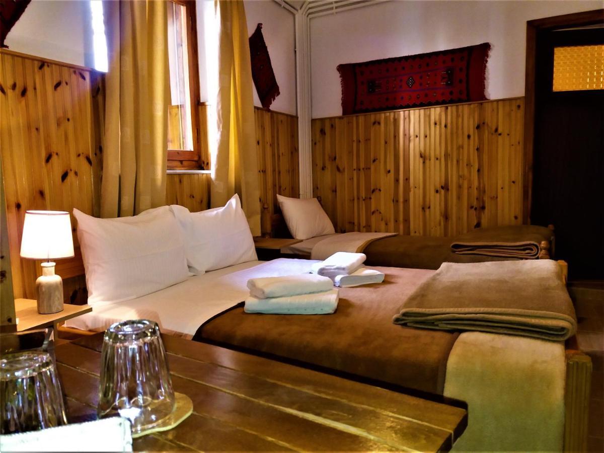 Hotel Acropolis Metsovo Exterior photo