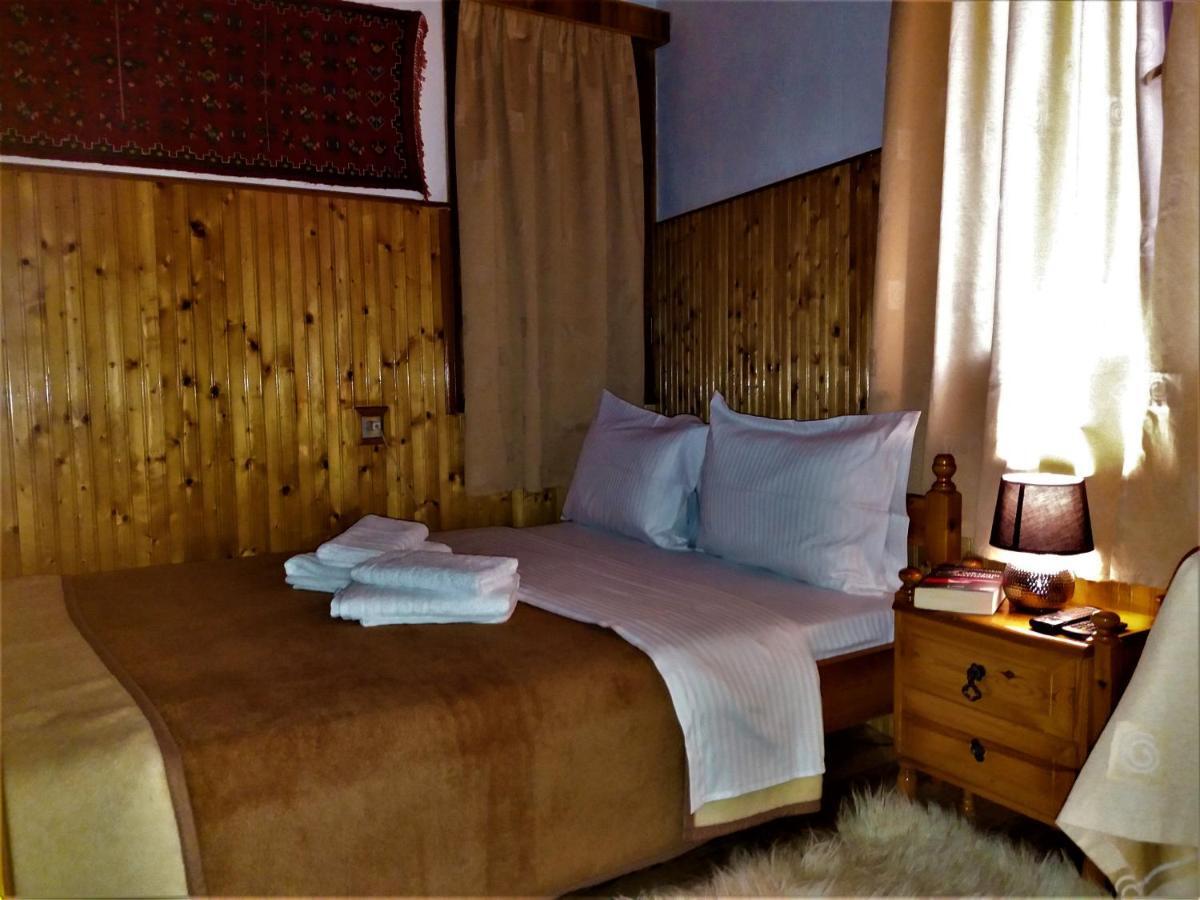 Hotel Acropolis Metsovo Exterior photo